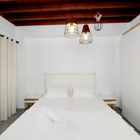 Pera 2-bedroom In The Center Of Vakantiehuis Líndos